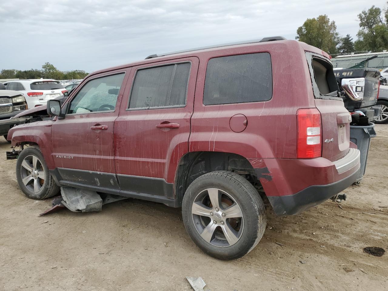2016 Jeep Patriot Latitude - Image 2