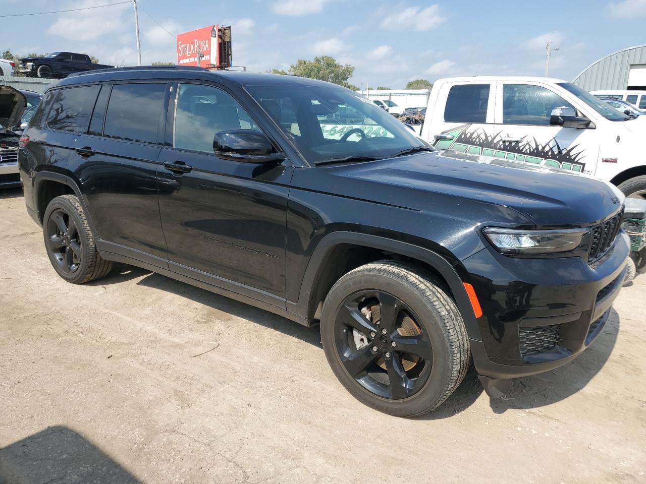 2021 Jeep Grand Cherokee L Laredo - Фото 4