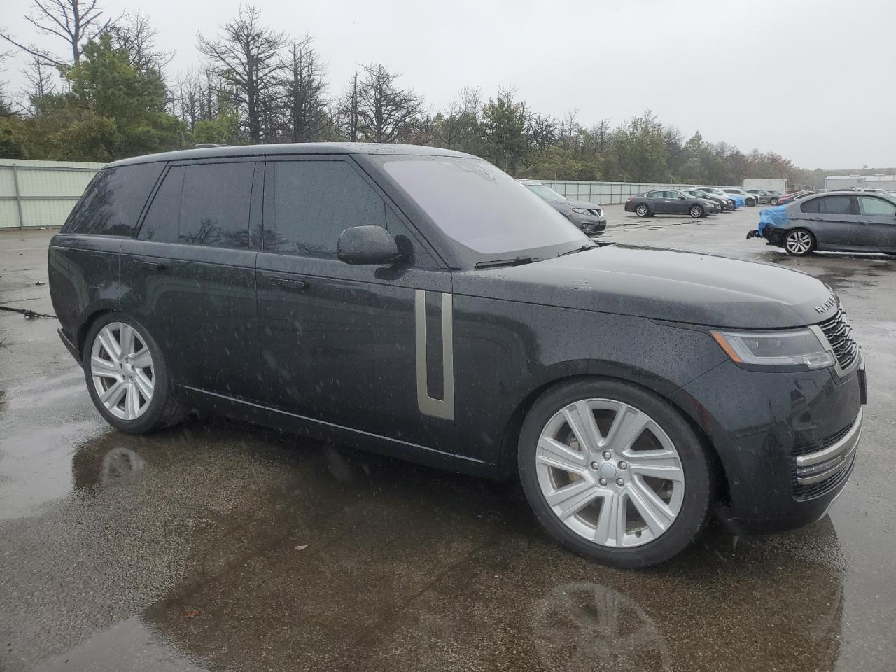 2023 Land Rover Range Rover Se - Image 4