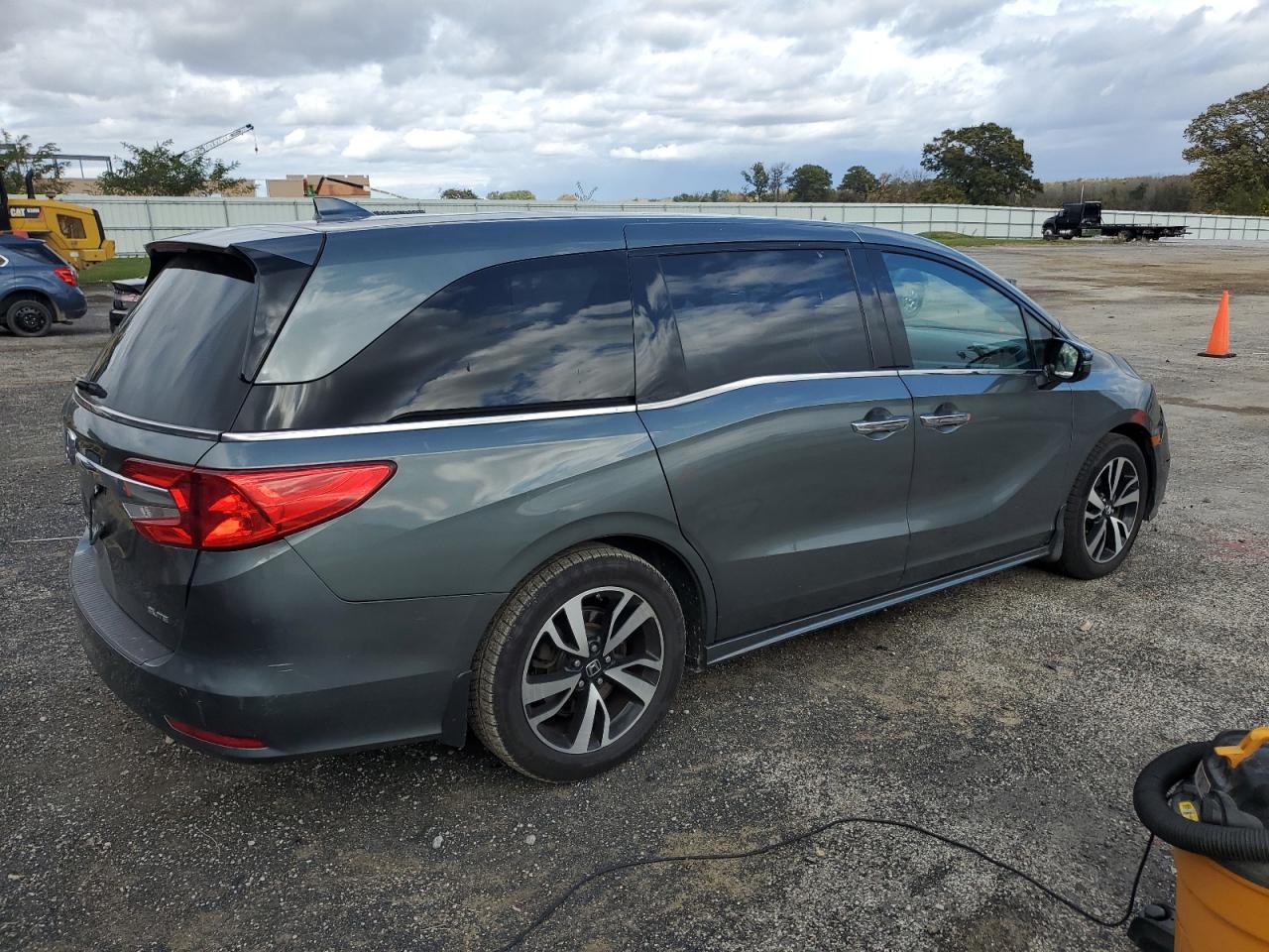 2018 Honda Odyssey - Image 3