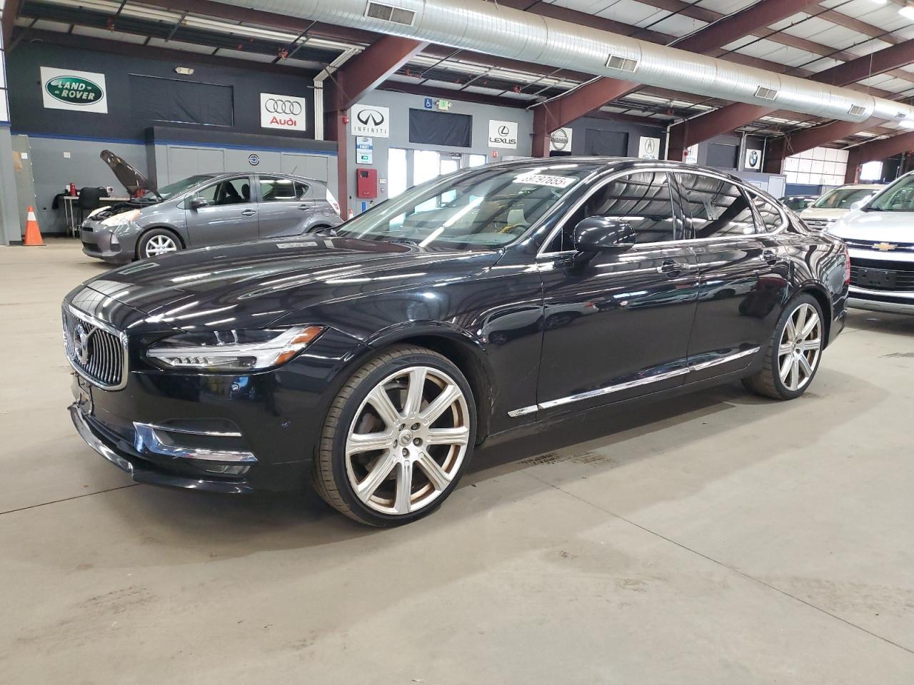 2017 Volvo S90 T6 Inscription