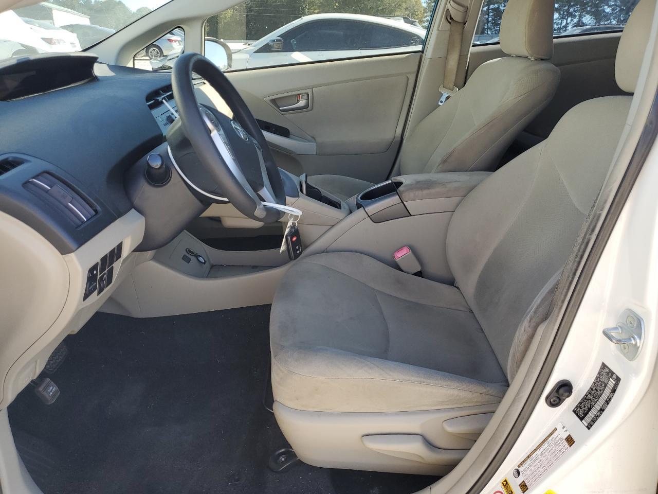 2013 Toyota Prius - Фото 7