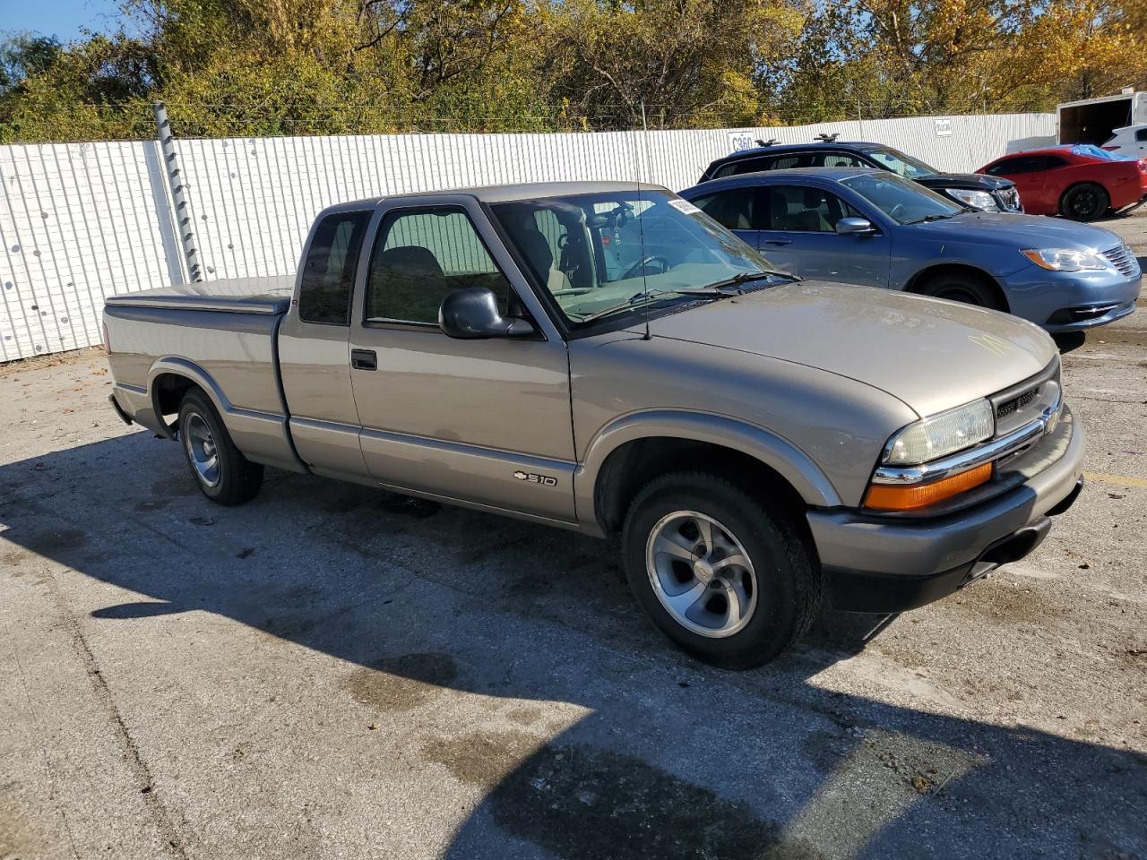 2002 Chevrolet S Truck S10 - Фото 4