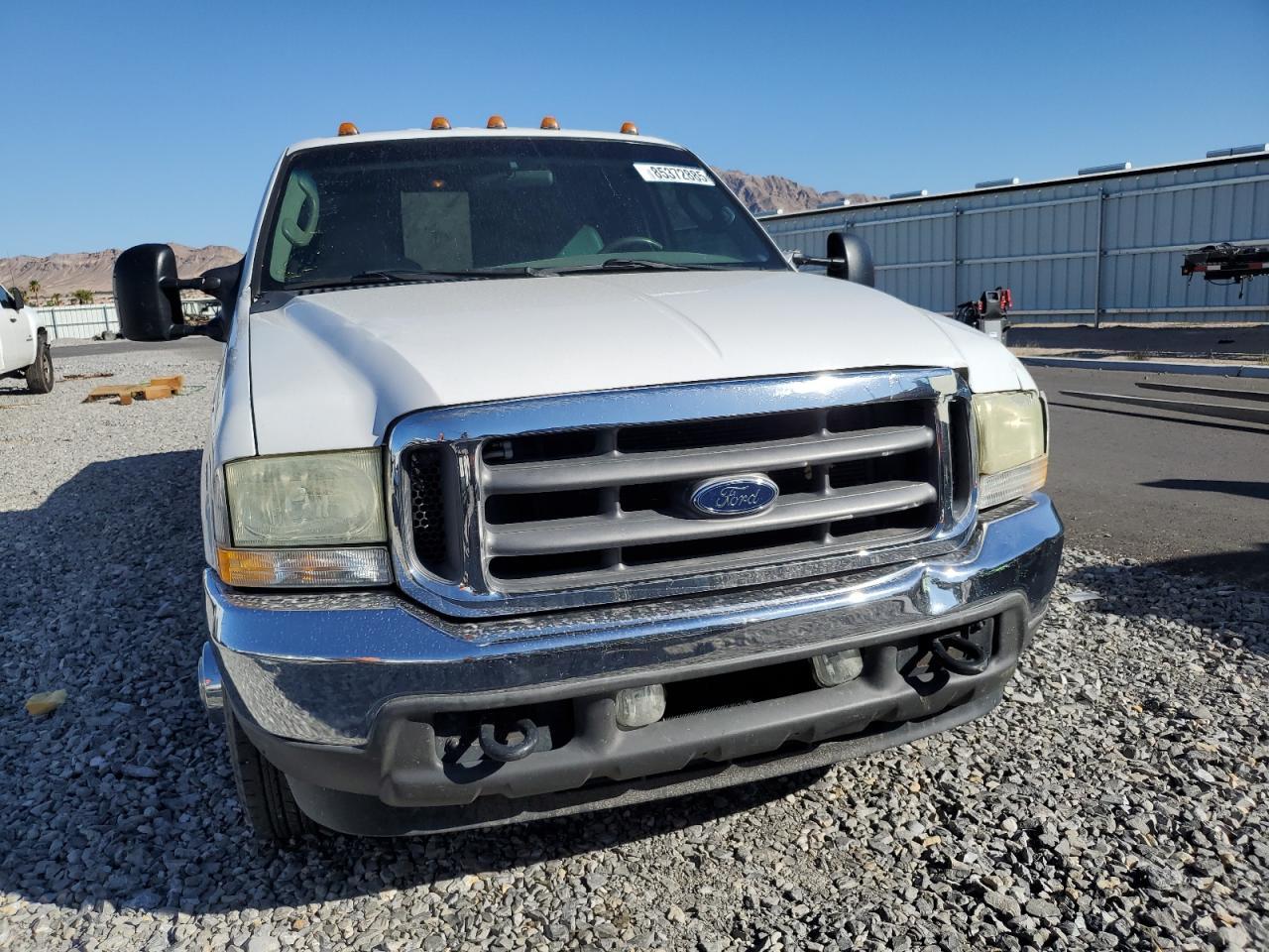 2004 Ford F350 Super - Image 5
