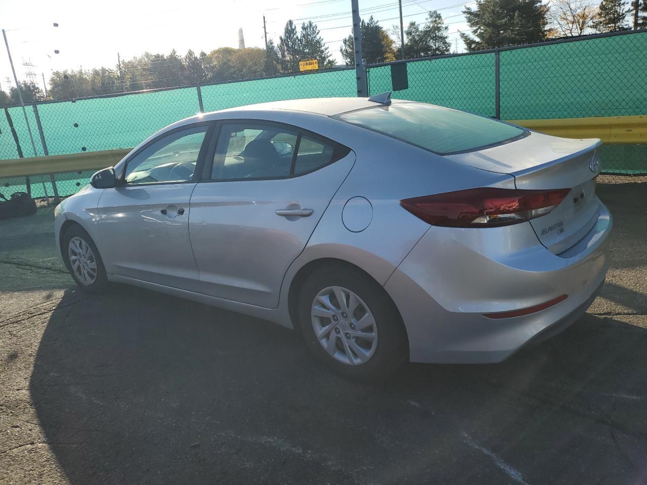 2017 Hyundai Elantra Se - Фото 2