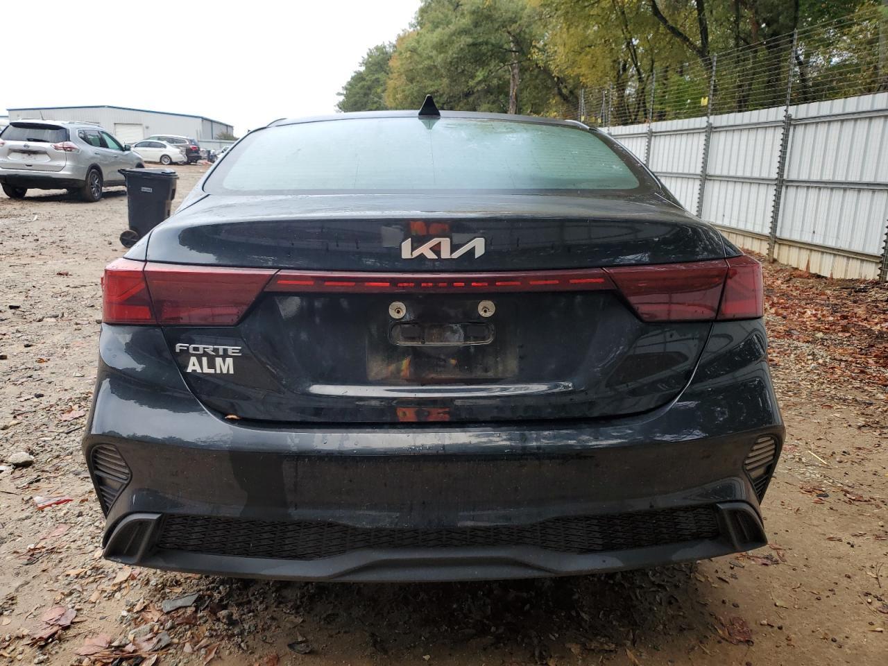 2022 Kia Forte Fe - Фото 6