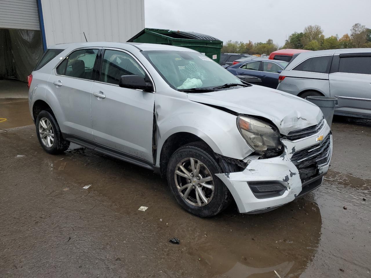2017 Chevrolet Equinox Ls - Фото 4