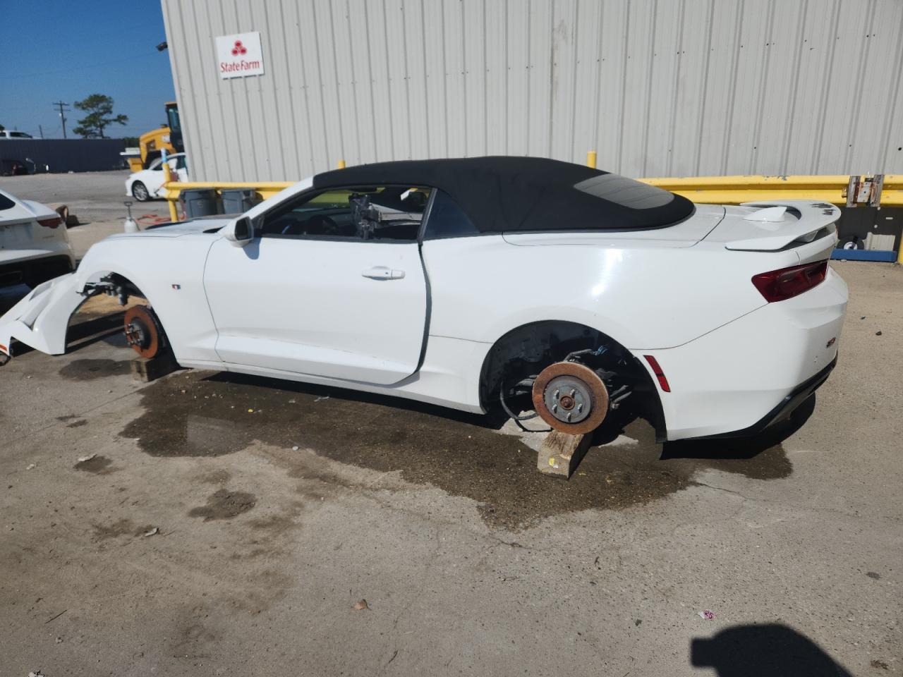 2017 Chevrolet Camaro Ss - Image 2