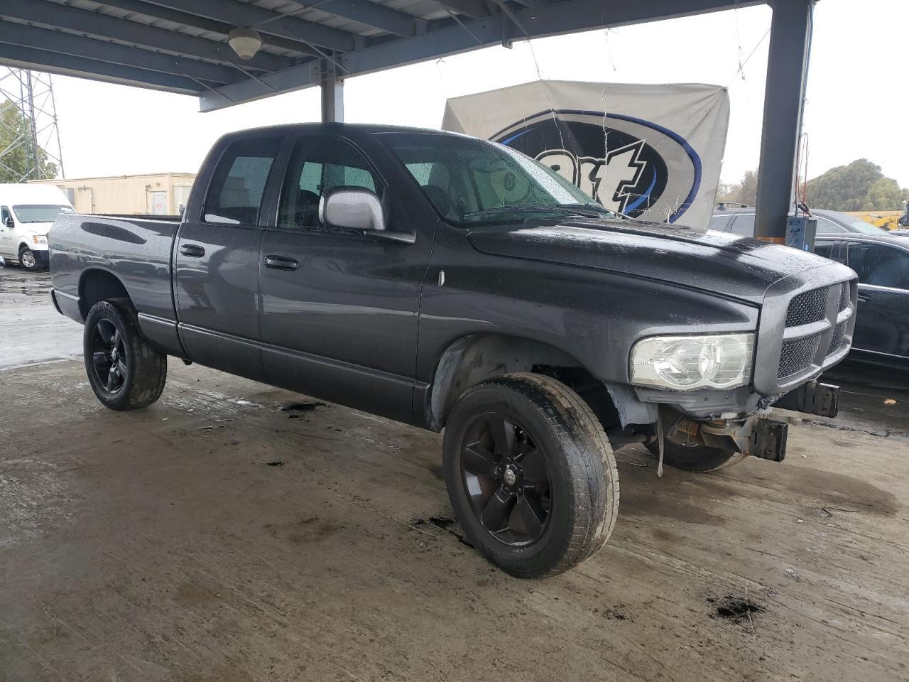 2002 Dodge Ram 1500 - Фото 4
