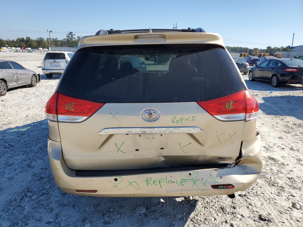 2012 Toyota Sienna Xle - Фото 6