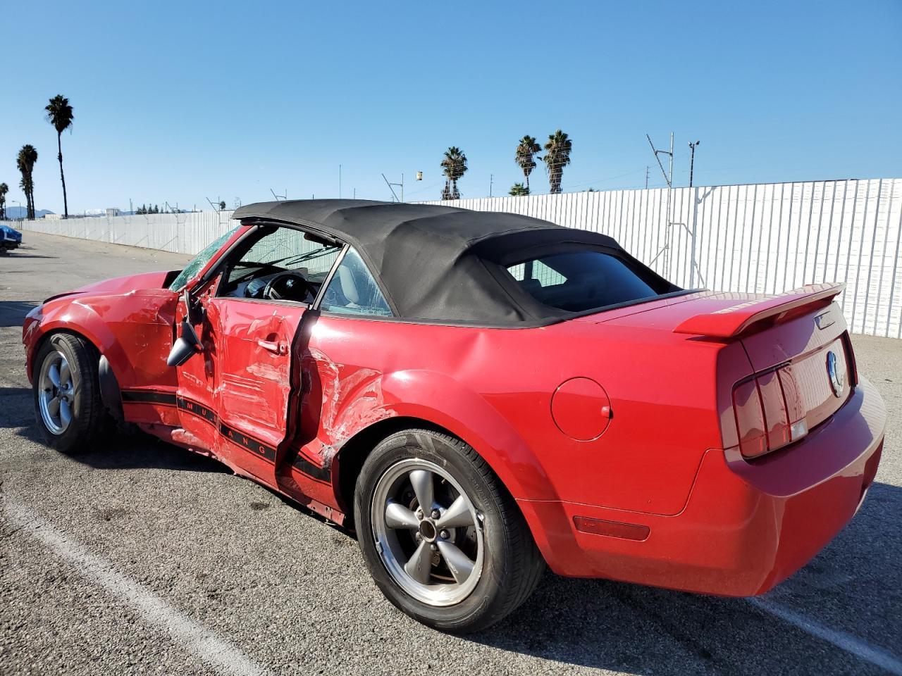 2006 Ford Mustang - Image 2
