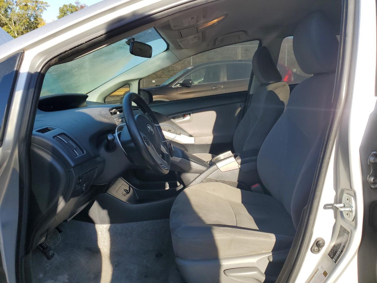 2015 Toyota Prius - Фото 7