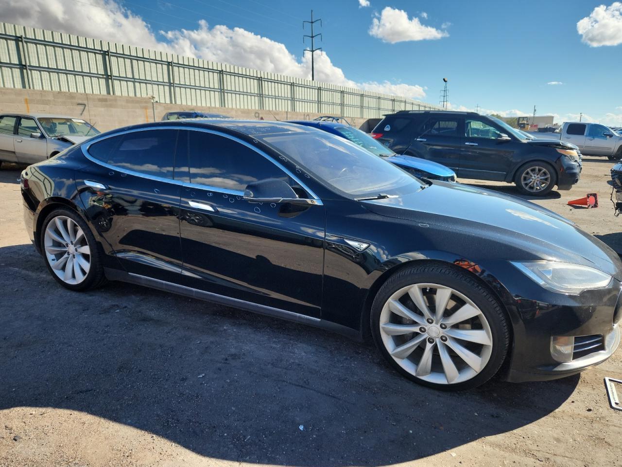 2013 Tesla Model S - Фото 4