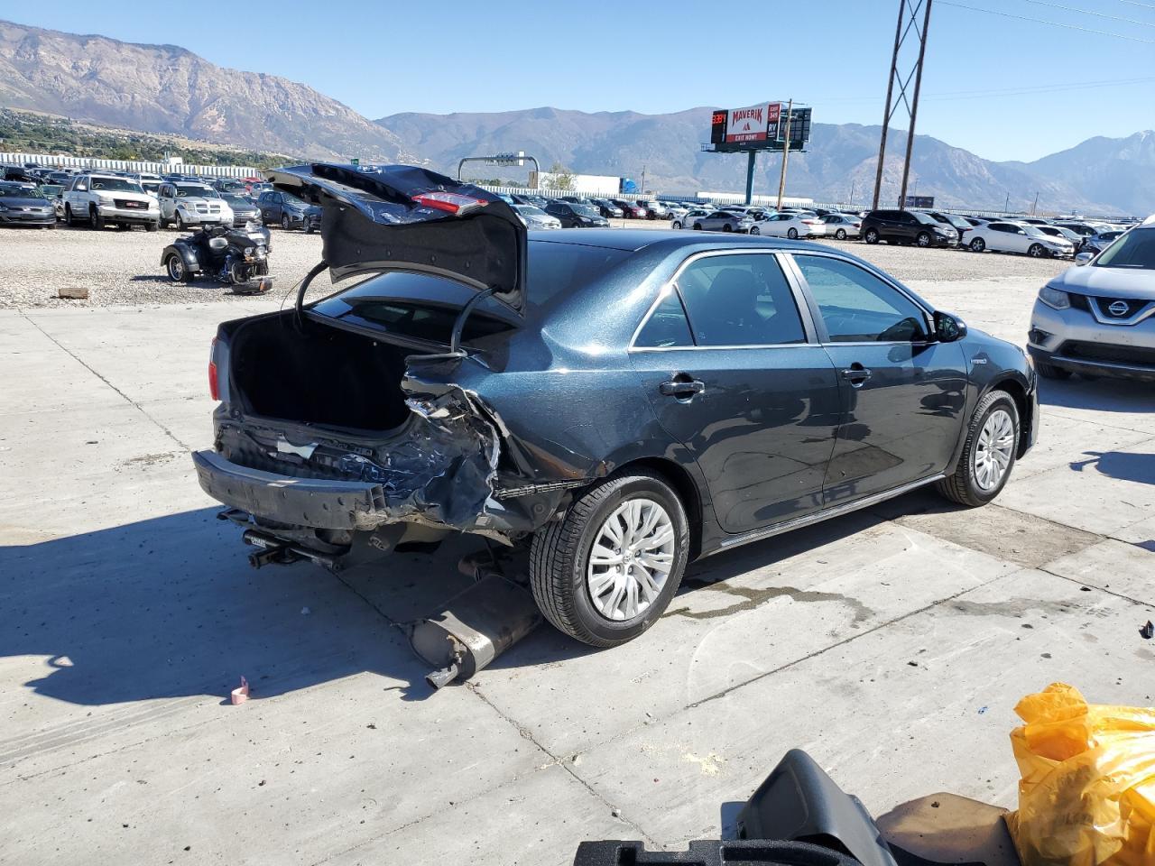 2014 Toyota Camry Hybrid - Фото 3
