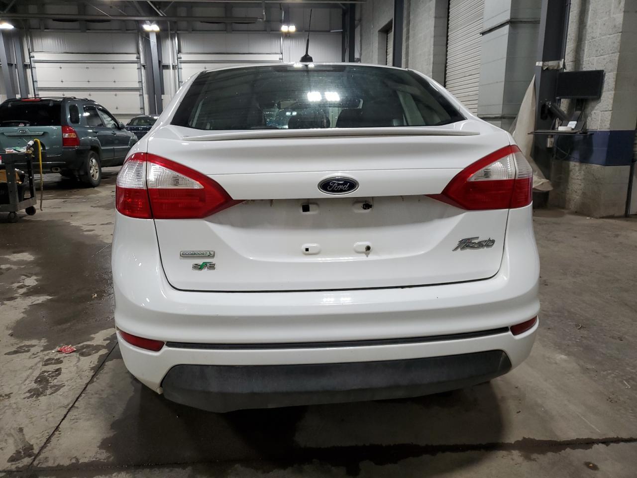 2015 Ford Fiesta Se - Image 6