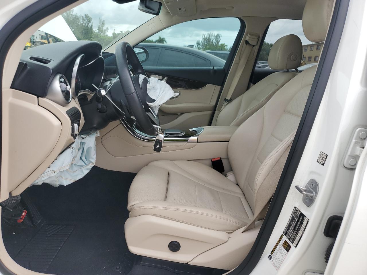 2021 Mercedes-Benz Glc 300 - Image 7