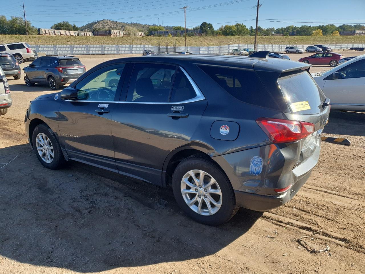 2020 Chevrolet Equinox Lt - Image 2