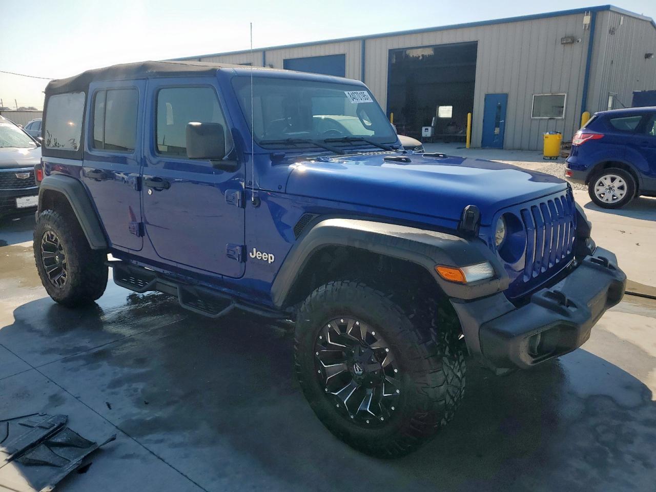 2020 Jeep Wrangler Unlimited Sport - Фото 4