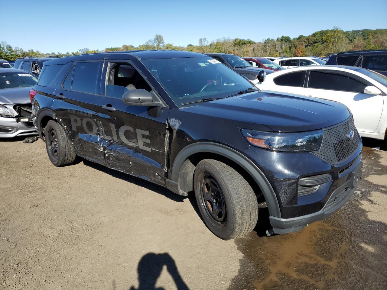 2022 Ford Explorer Police Interceptor - Image 4
