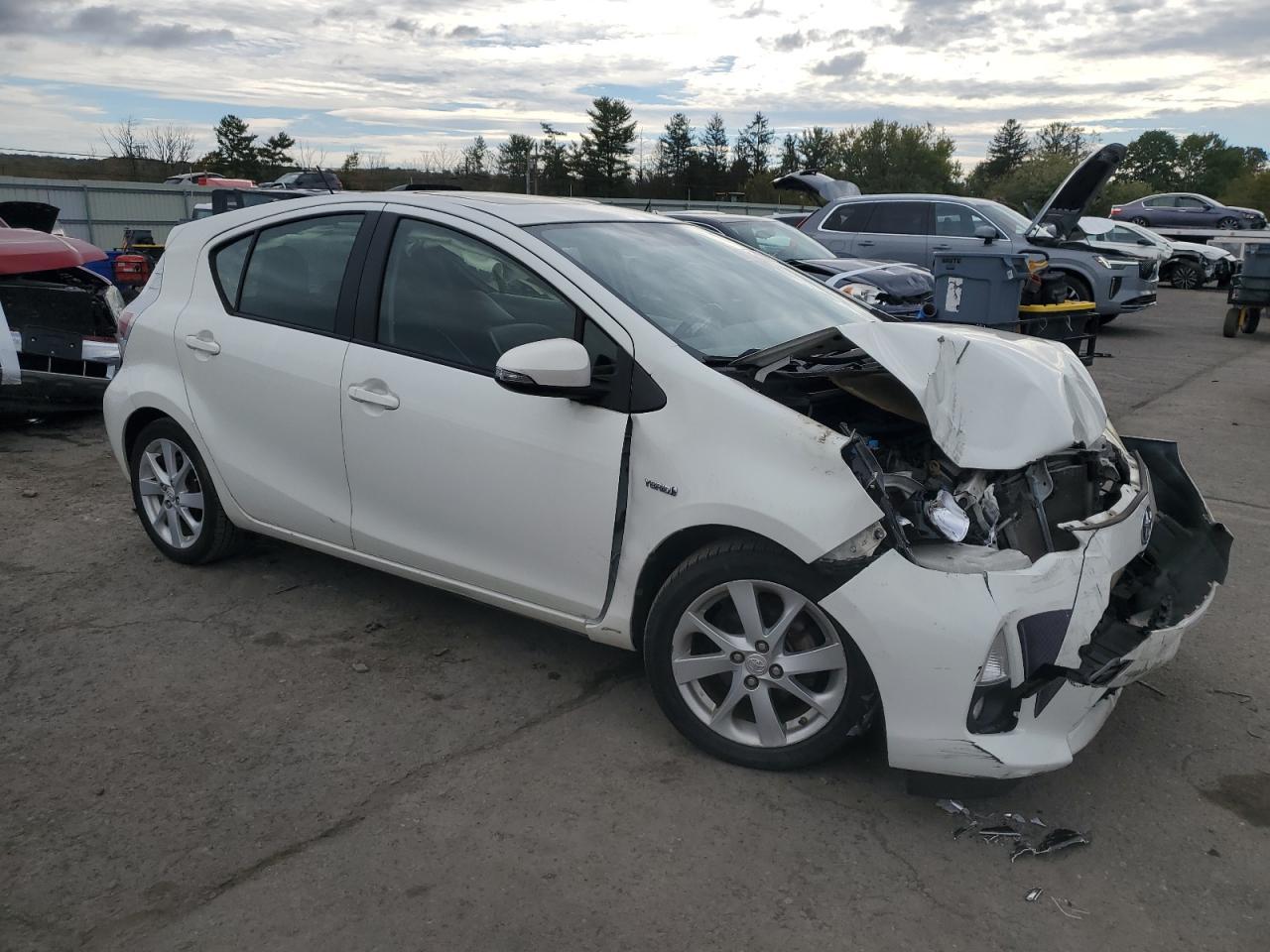 2013 Toyota Prius C - Фото 4