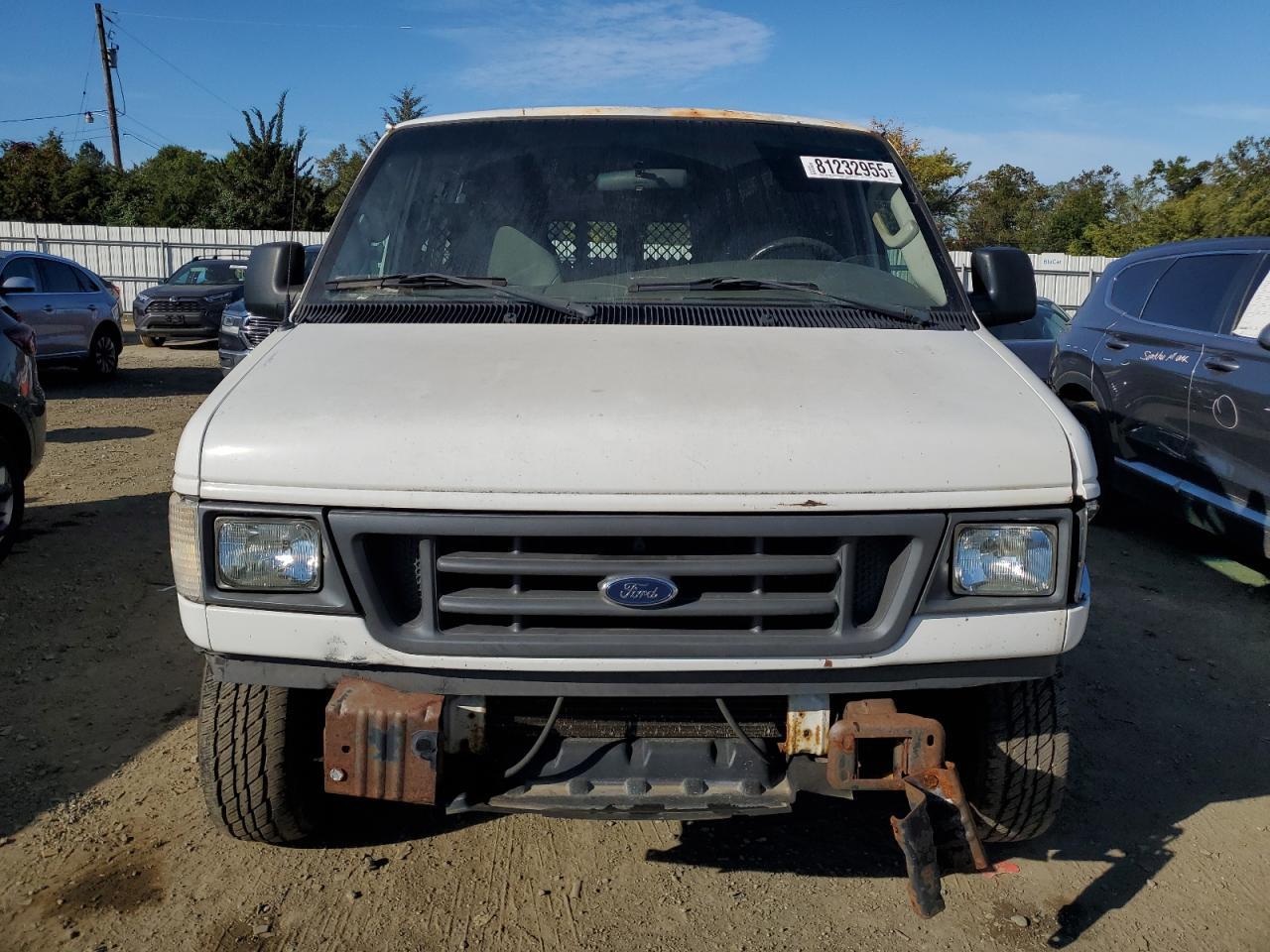2005 Ford Econoline E150 Van - Image 5