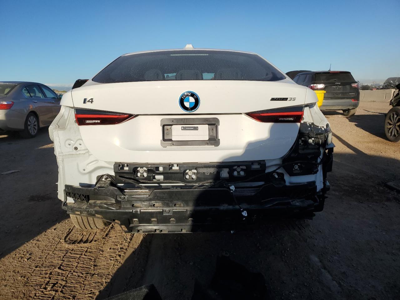 2024 BMW I4 Edrive 35 - Фото 6