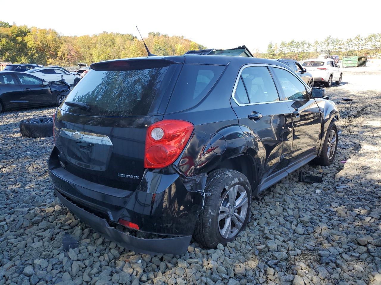 2012 Chevrolet Equinox Ls - Image 3
