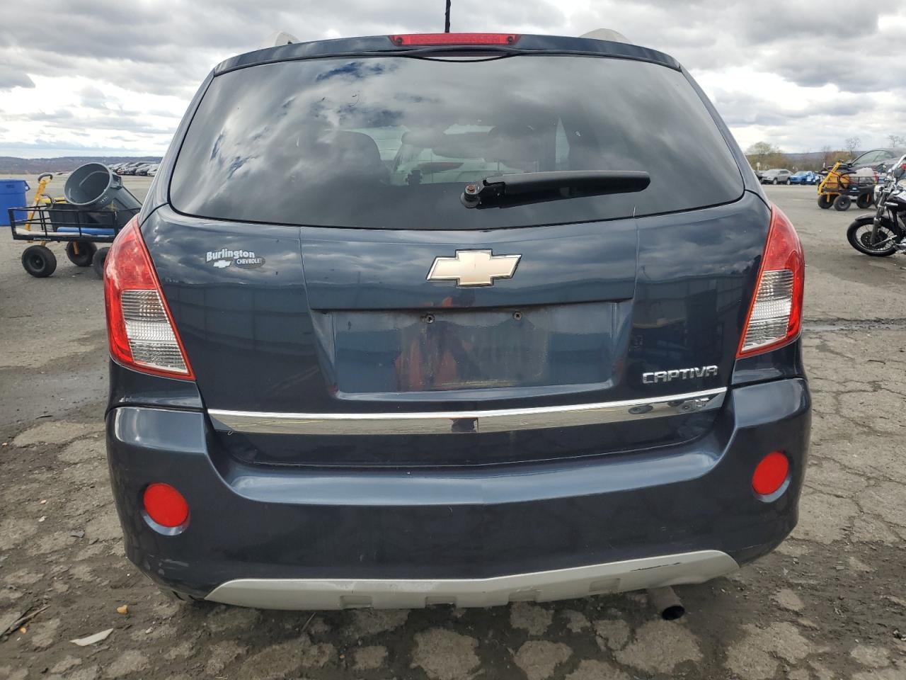 2015 Chevrolet Captiva Lt - Image 6