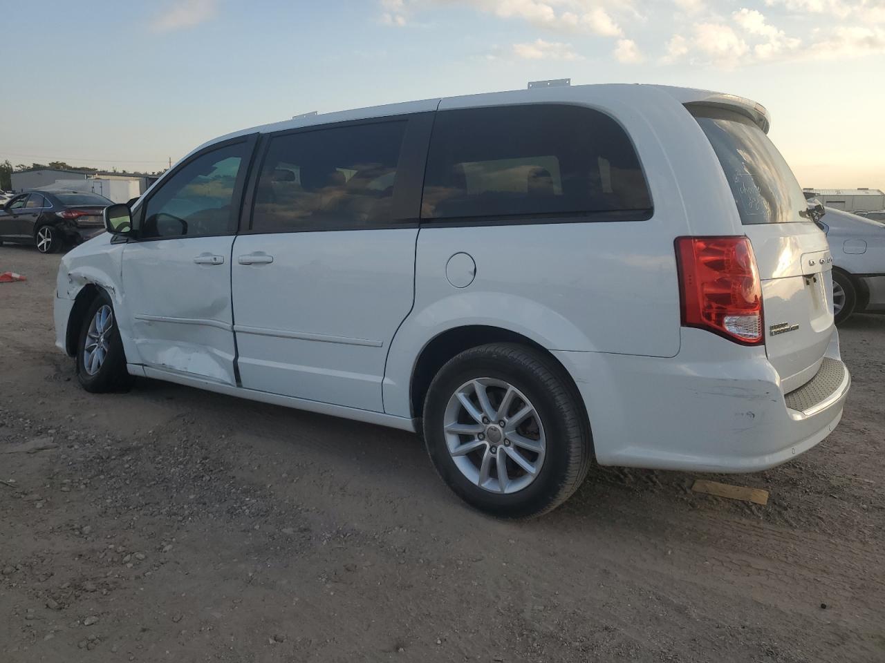 2017 Dodge Grand Caravan Se - Image 2