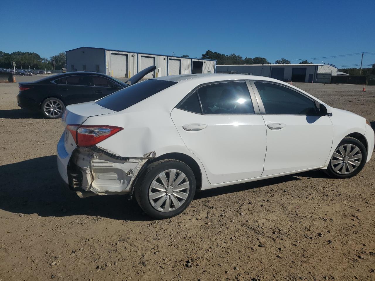 2015 Toyota Corolla L - Фото 3