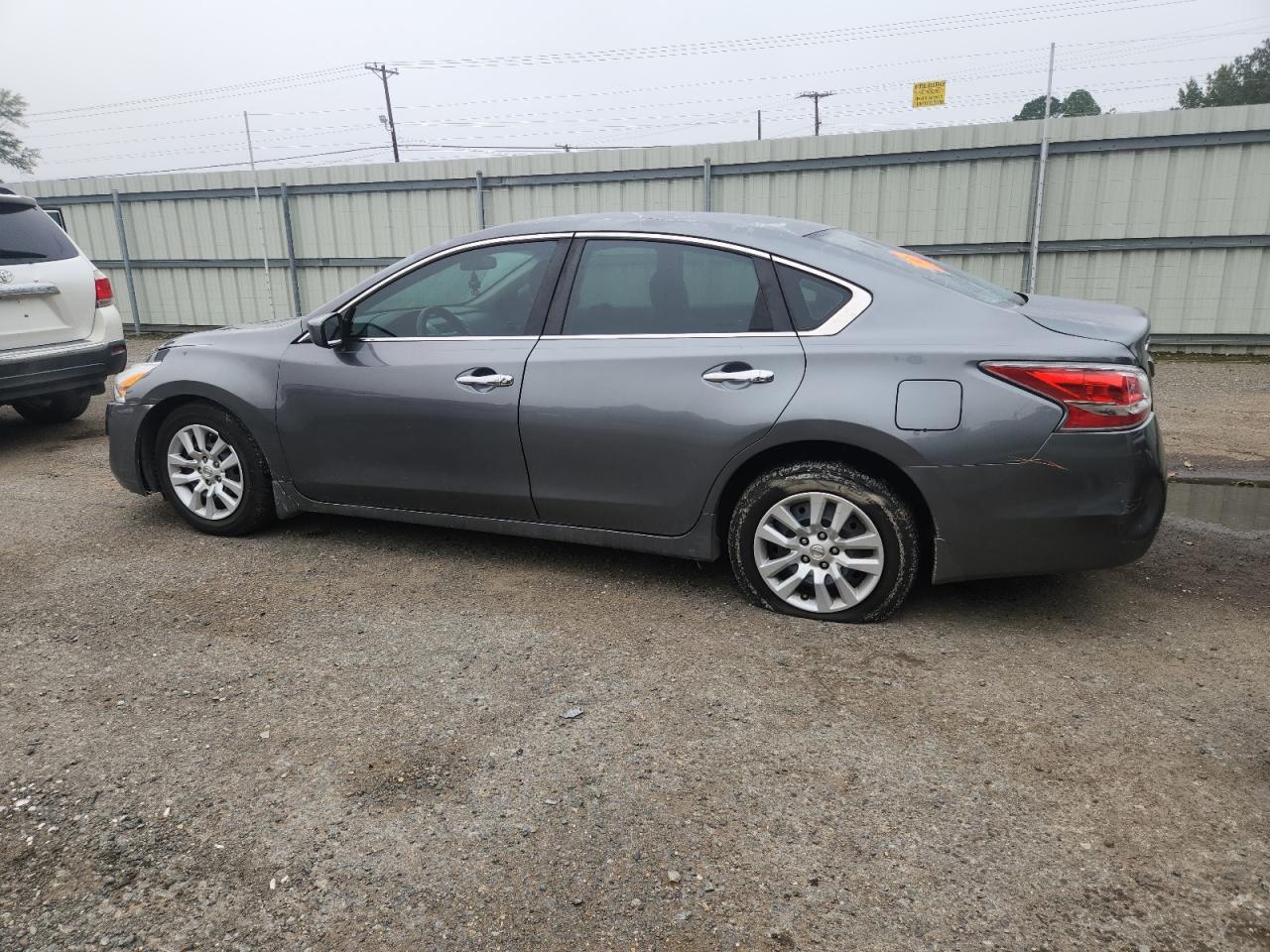 2015 Nissan Altima 2.5 - Фото 2
