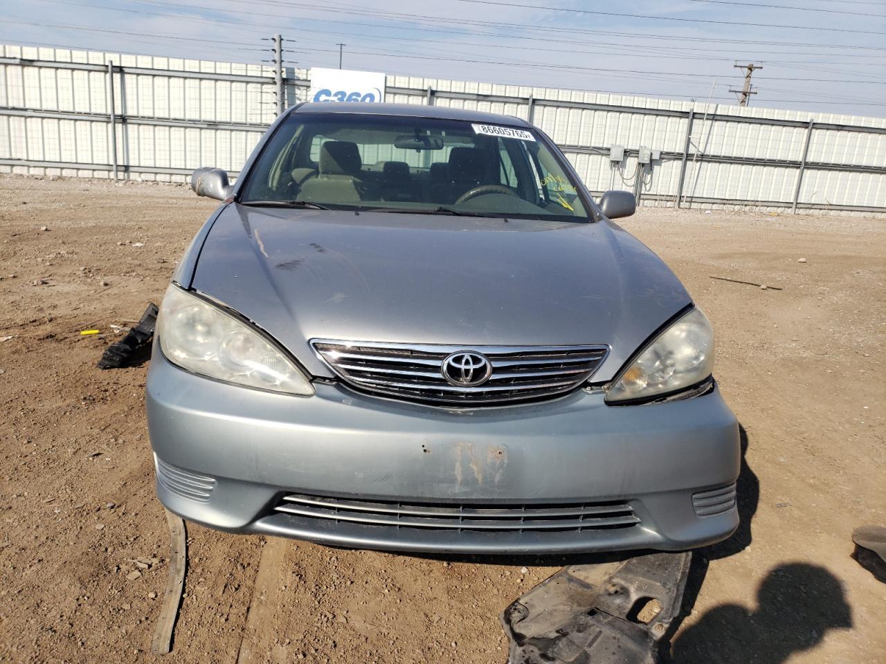 2005 Toyota Camry Le - Фото 5