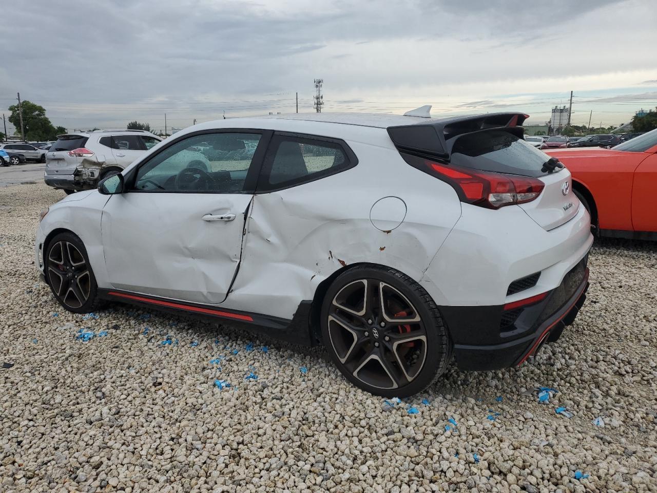 2021 Hyundai Veloster N - Image 2