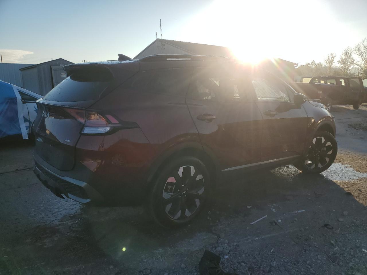 2023 Kia Sportage X Line - Фото 3