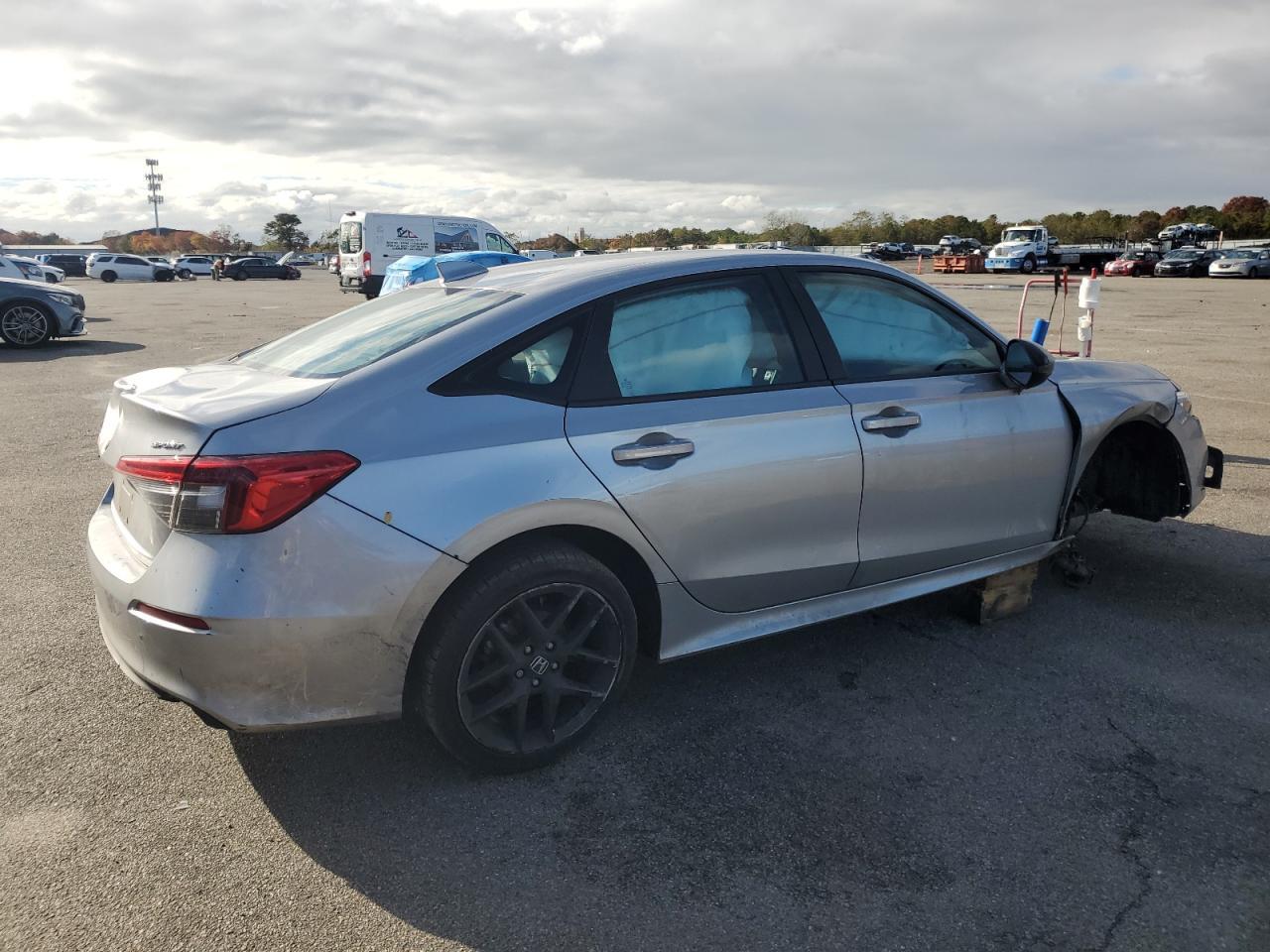 2024 Honda Civic Sport - Фото 3
