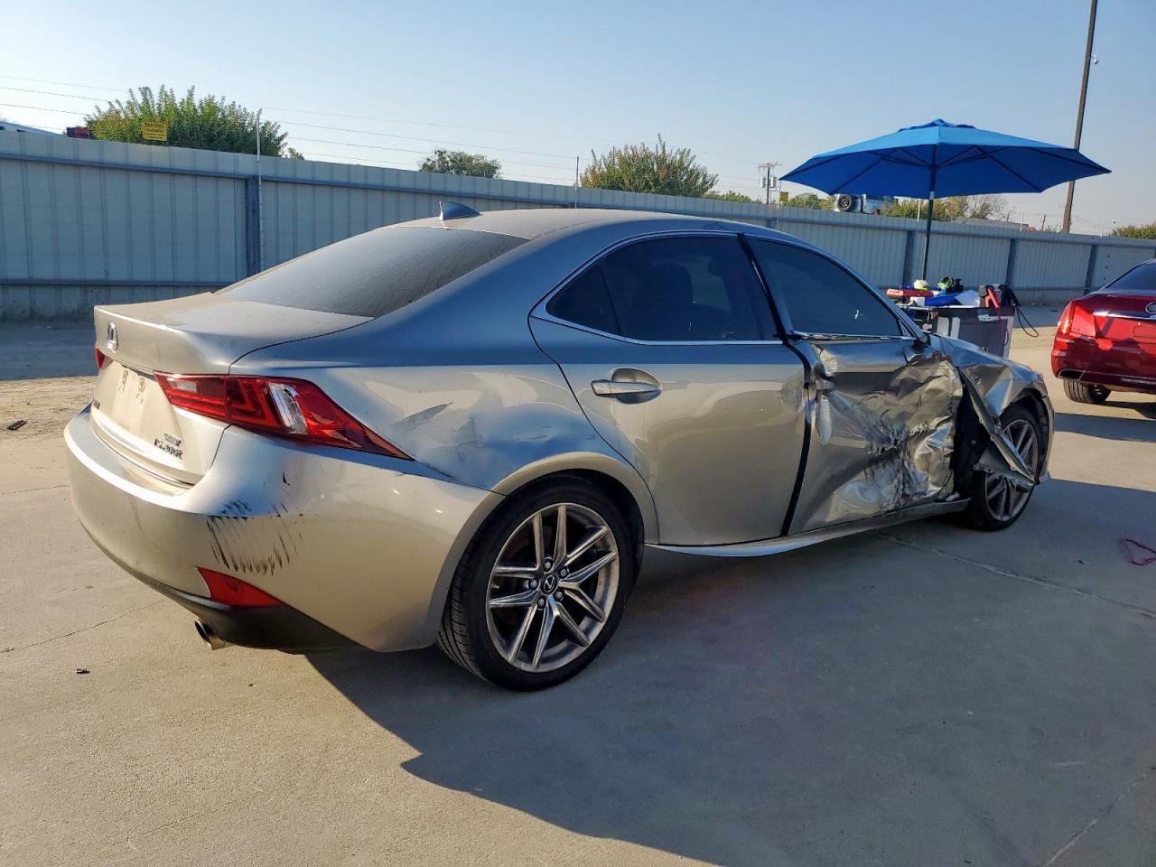 2016 Lexus Is 200T - Фото 3