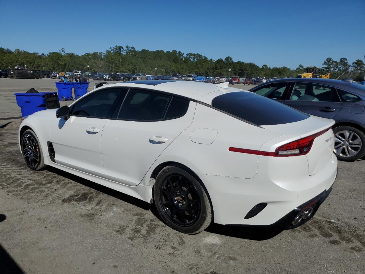 2023 Kia Stinger Gt2 - Фото 2