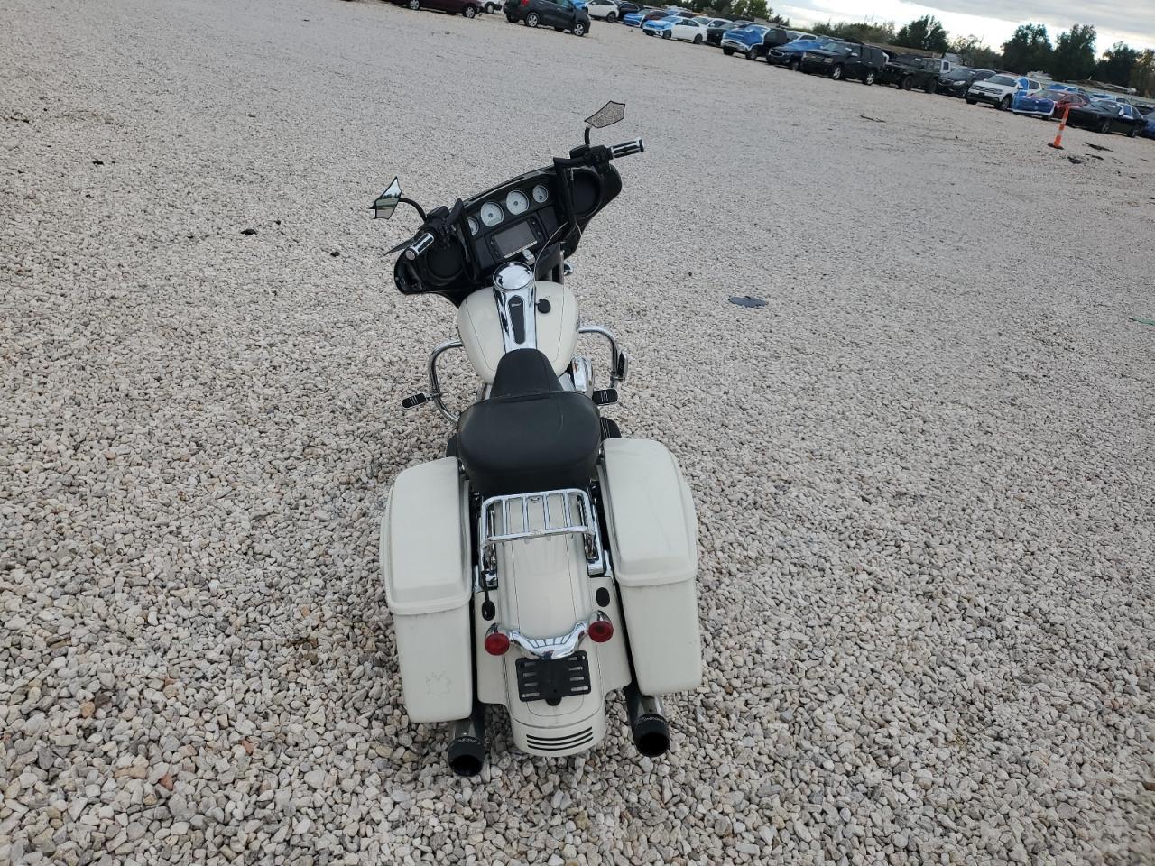 2014 Harley-Davidson Flhxs Street Glide Special - Image 6