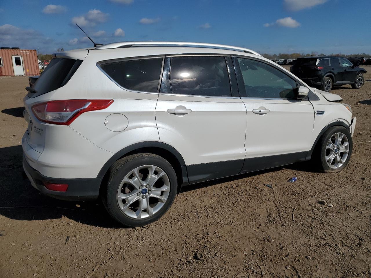 2015 Ford Escape Titanium - Image 3