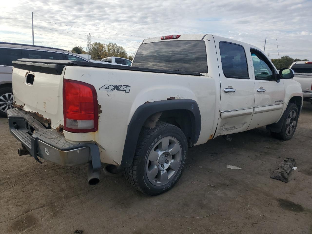 2009 GMC Sierra K1500 - Фото 3