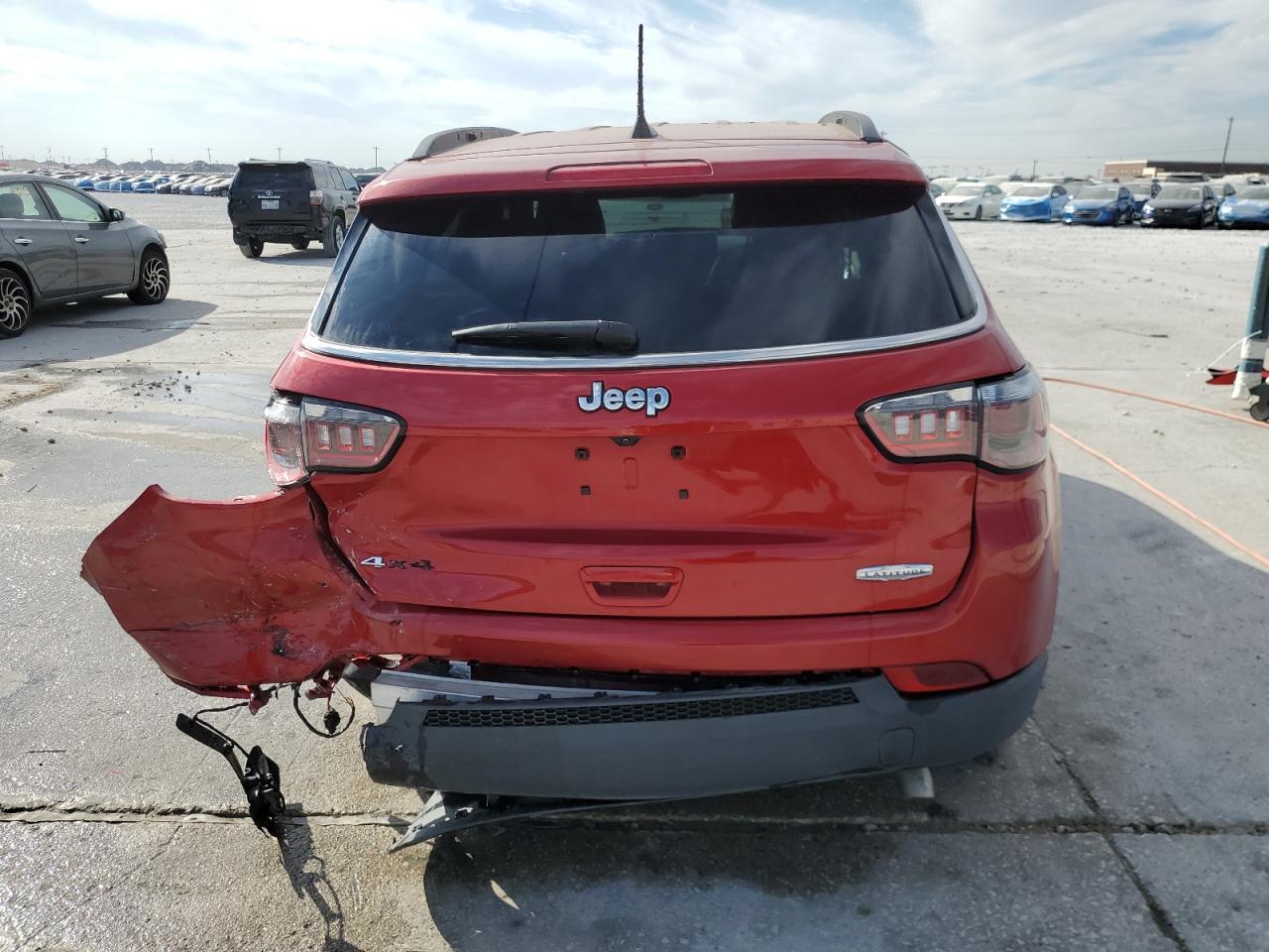 2024 Jeep Compass Latitude - Фото 6