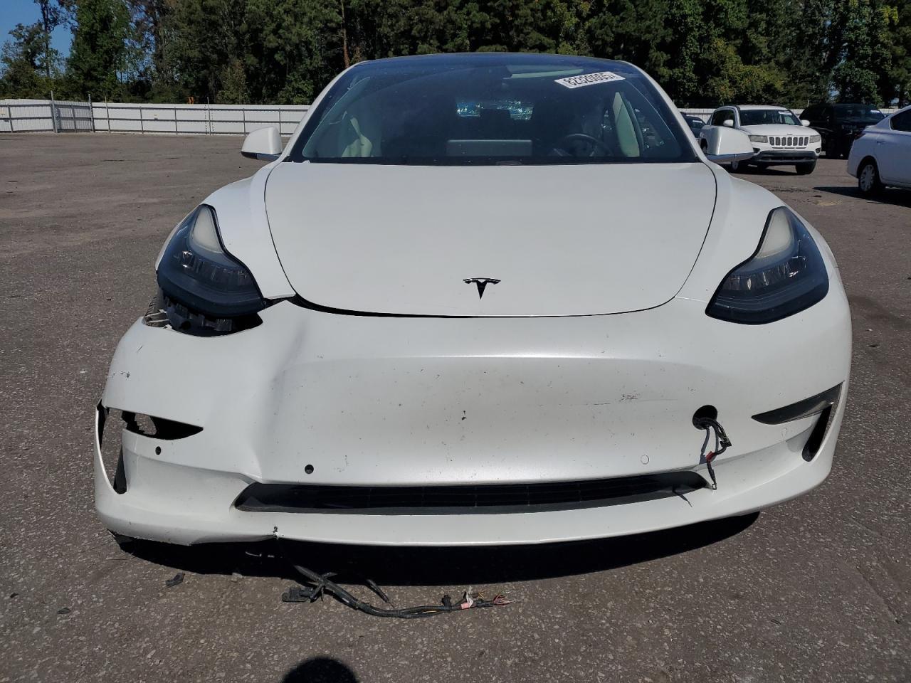 2018 Tesla Model 3 - Image 5