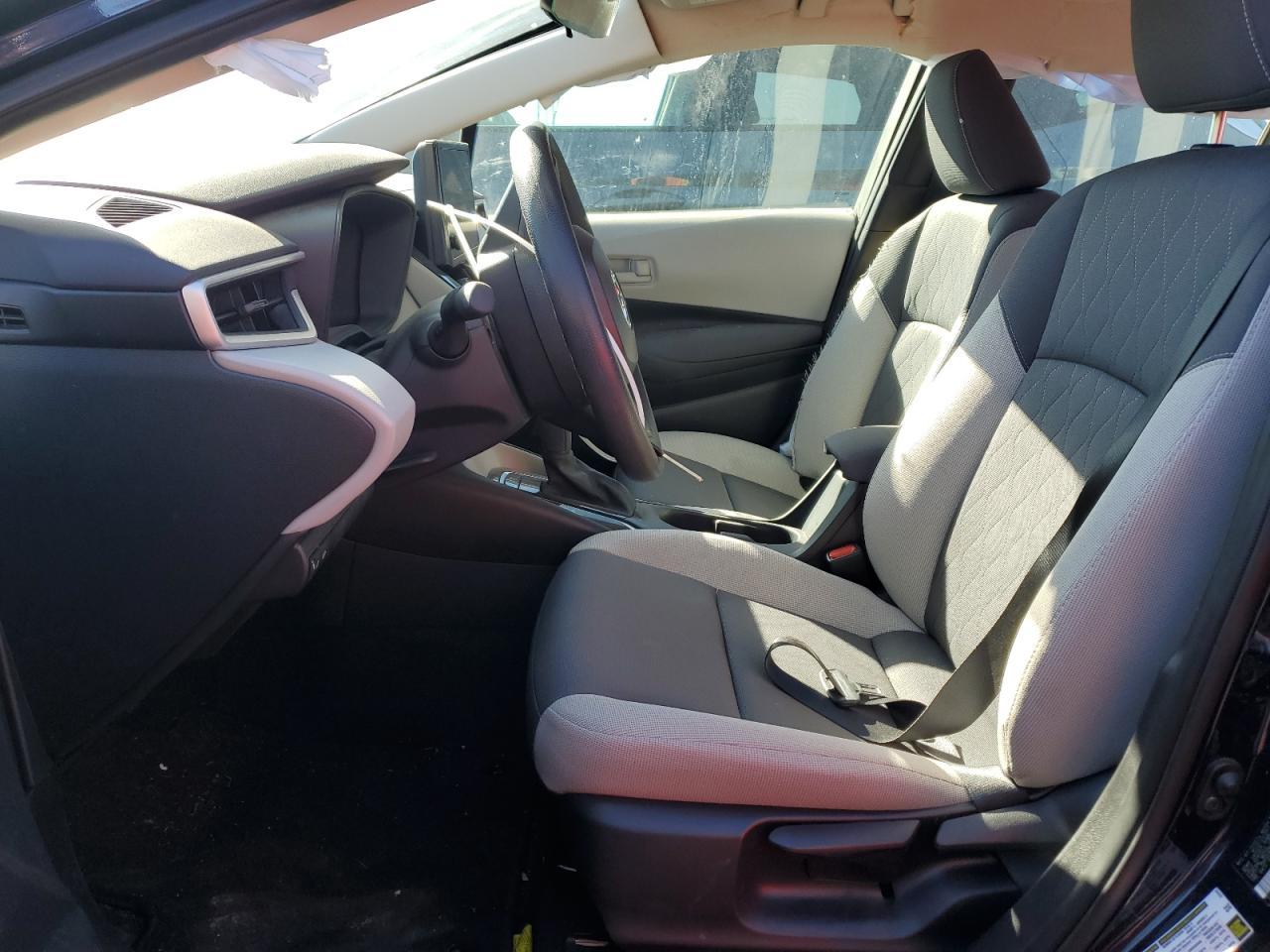 2025 Toyota Corolla Le - Фото 7