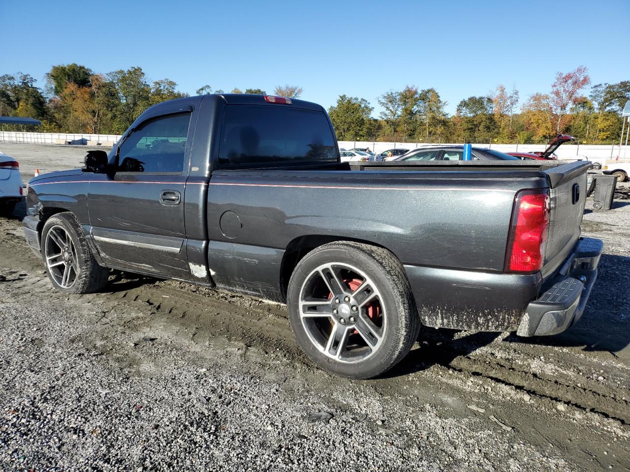 2005 Chevrolet Silverado C1500 - Фото 2