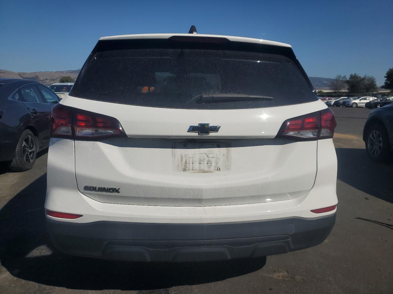 2022 Chevrolet Equinox Ls - Фото 6