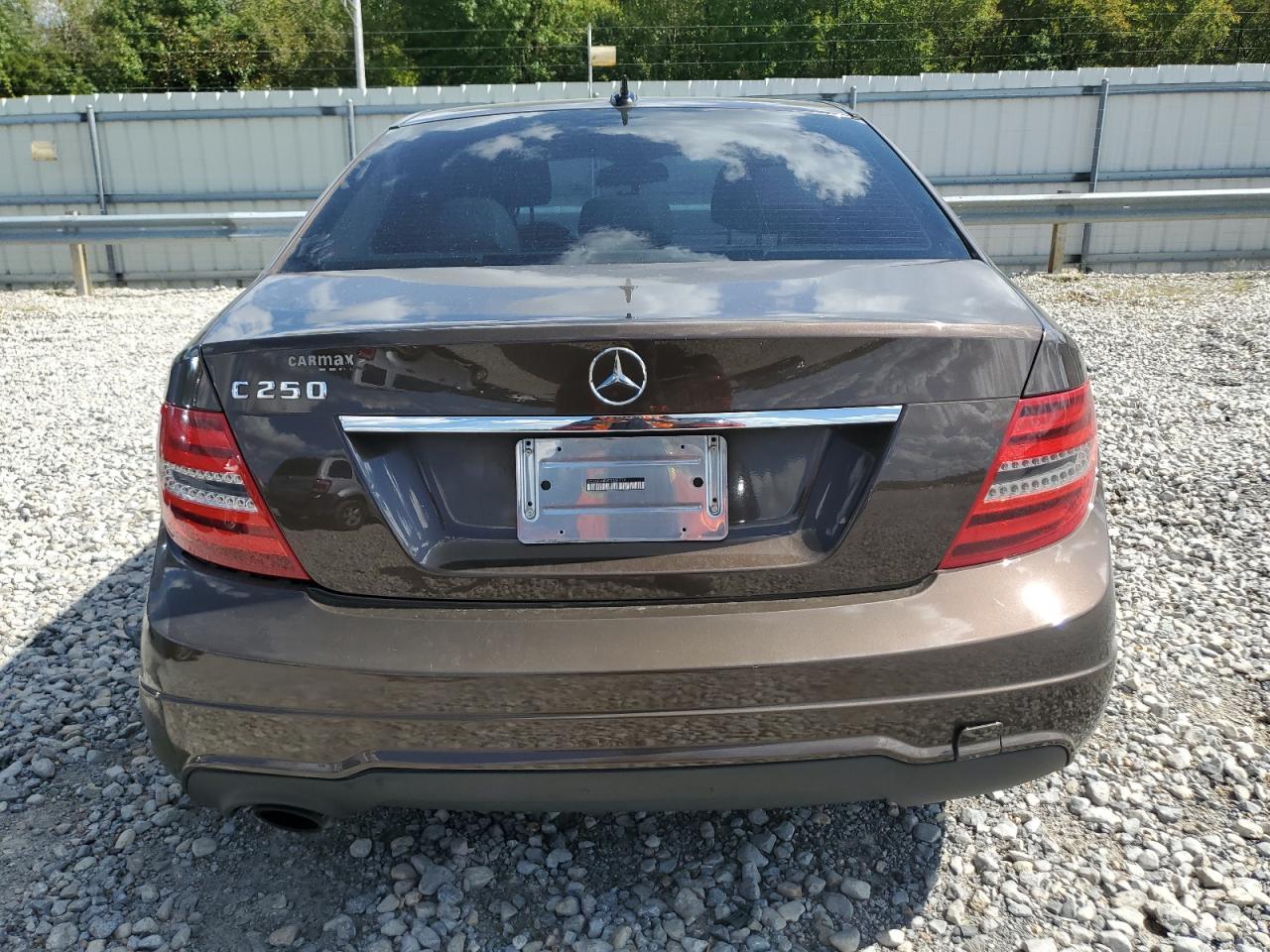 2014 Mercedes-Benz C 250 - Image 6