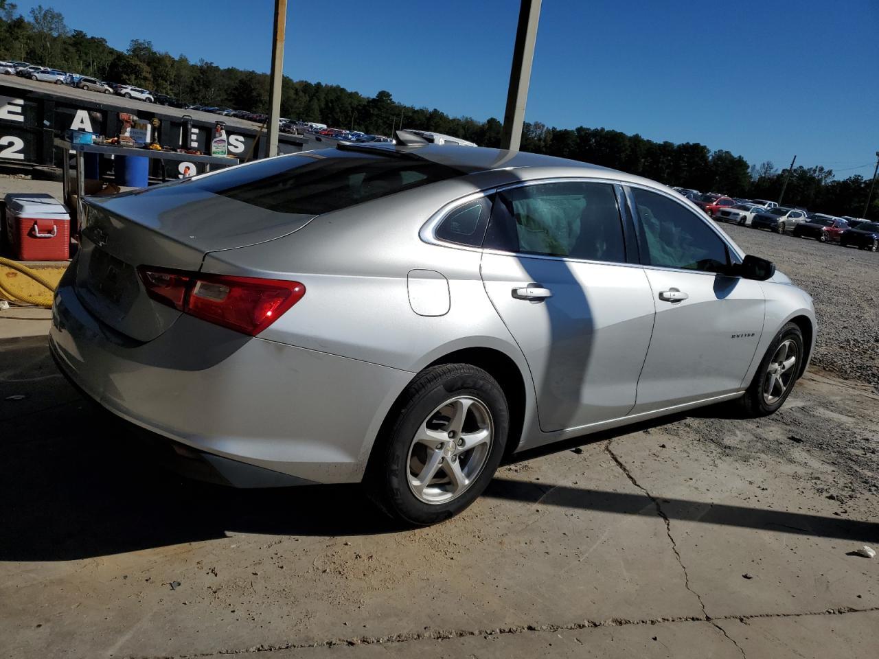 2018 Chevrolet Malibu Ls - Фото 3