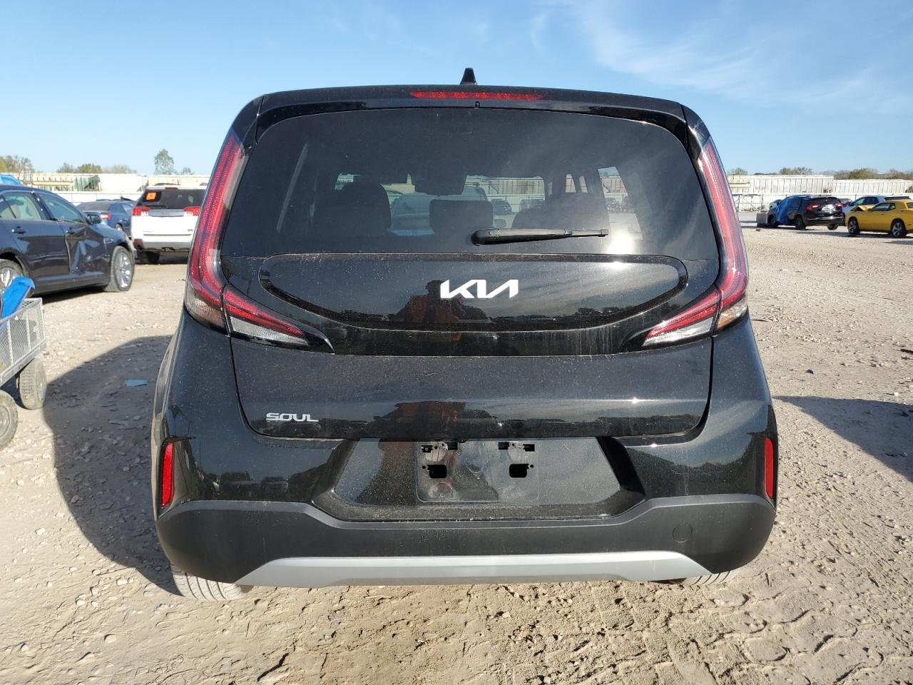 2024 Kia Soul Lx - Image 6