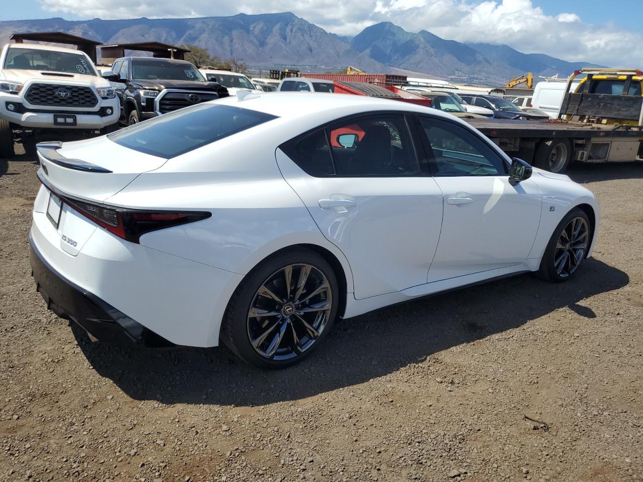 2025 Lexus Is 350 F Sport Design - Image 3