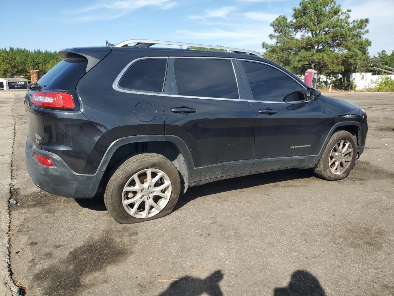 2016 Jeep Cherokee - Image 3